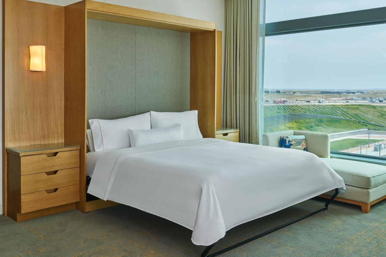 The Westin Denver International Airport Екстер'єр фото